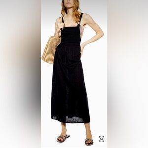 NWOT! Black Topshop Shirred Bodice Dress!!✨✨✨☀️